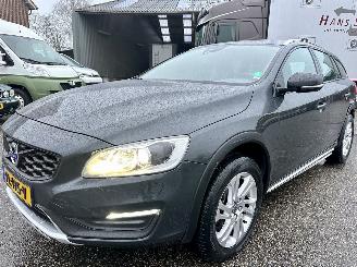 Volvo V-60 Cross country 2.0 D3 150pk 6-bak Polar Pl - nap - navi - xenon - half leer + stoelverw - pdc - trekh picture 2