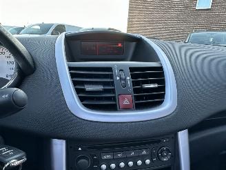 Peugeot 207 CC 1.6 VTi 120pk automaat Roland Garros - nap - clima - cruise - pdc - bi color leer - 4x nieuwe banden picture 35
