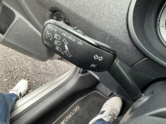 Skoda Octavia 1.0 TSI 115pk 6-bak Greentech Amb Bus sedan - navi - clima - cruise - pdc v+a - licht + regensensor picture 38