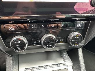 Skoda Octavia 1.0 TSI 115pk 6-bak Greentech Amb Bus sedan - navi - clima - cruise - pdc v+a - licht + regensensor picture 35