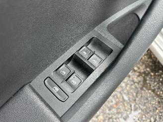 Skoda Octavia 1.0 TSI 115pk 6-bak Greentech Amb Bus sedan - navi - clima - cruise - pdc v+a - licht + regensensor picture 43