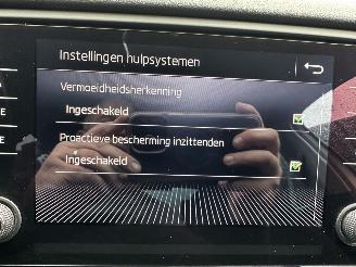 Skoda Octavia 1.0 TSI 115pk 6-bak Greentech Amb Bus sedan - navi - clima - cruise - pdc v+a - licht + regensensor picture 29