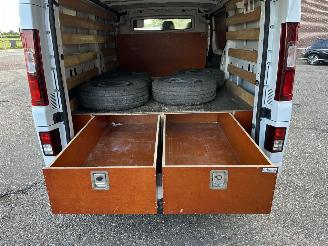 Renault Trafic 1.6 dCi 90pk 6-bak T29 L2/H1 Comfort - nap - 3.pers - navi - airco - cruise - aux - usb - privacy glass - facelift picture 13