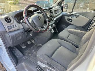 Renault Trafic 1.6 dCi 90pk 6-bak T29 L2/H1 Comfort - nap - 3.pers - navi - airco - cruise - aux - usb - privacy glass - facelift picture 16