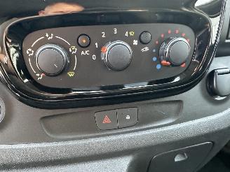 Renault Trafic 1.6 dCi 90pk 6-bak T29 L2/H1 Comfort - nap - 3.pers - navi - airco - cruise - aux - usb - privacy glass - facelift picture 20