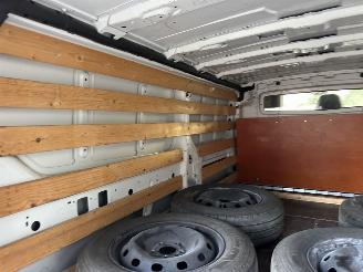 Renault Trafic 1.6 dCi 90pk 6-bak T29 L2/H1 Comfort - nap - 3.pers - navi - airco - cruise - aux - usb - privacy glass - facelift picture 44