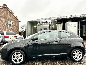 Coche accidentado Alfa Romeo MiTo 1.4i 79pk 6-bak Distinctive - airco - elektr ramen + spiegels - lmv - radio - boekjes + sleutels compl 2009/11