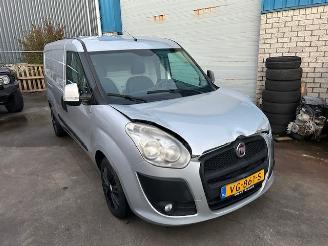 Auto incidentate Fiat Doblo 1.6 MULTIJET SX MAXI AUTOM 2014/2