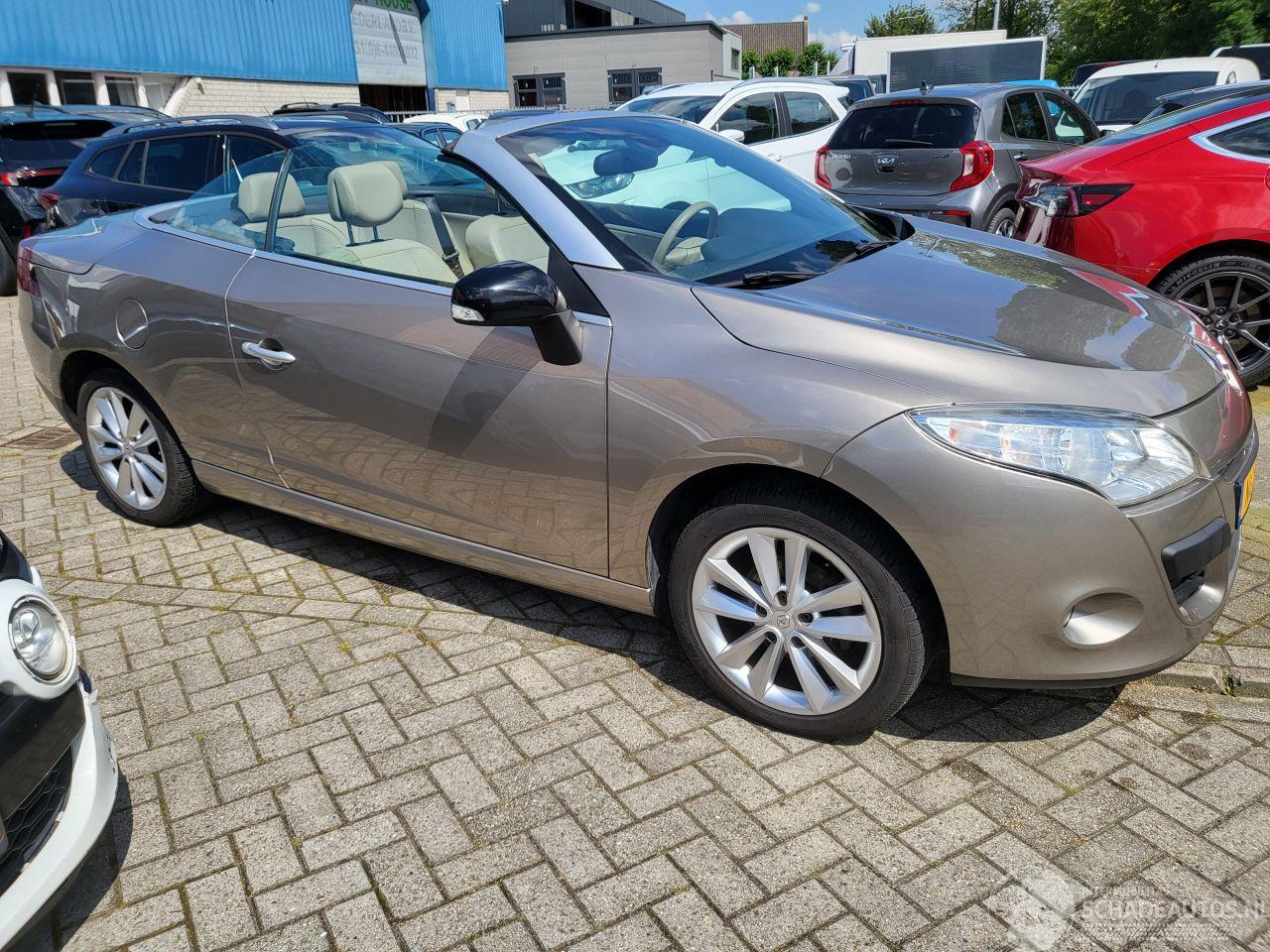 Renault Mégane schadevrije NWE APK AUTOMAAT Cabriolet 1.5 dCi Dynamique