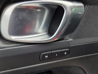 Volvo XC40 XC40 R-Design / 77 dkm picture 17