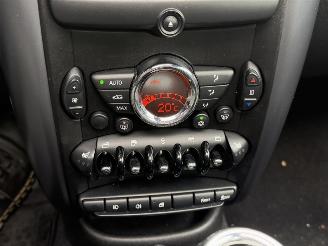 Mini Countryman Mini ALL4 Clima Elek Pak 1.6 Cpr S ALL4 Chili picture 16