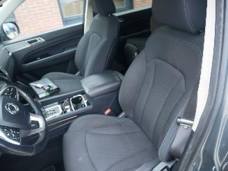 Ssang yong Rexton 2.2 4x4 7 persoons picture 16