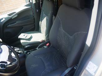 Ford Transit Courier Van  picture 6