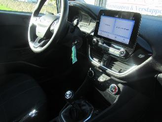 Ford Fiesta 1.0 Ecoboost Start&Stop  Airco CruiseControl Parktronic  Stoel/Stuur Verwarming picture 15