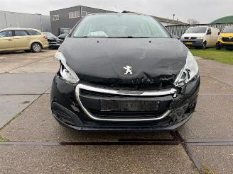 Peugeot 208 1.2 PureTech Active picture 11