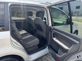 Volkswagen Touran 1.4 TSI 103Kw Clima - Navi picture 16