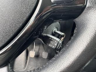 Citroën C1 1.0 VTi 53kw AIRCO picture 18