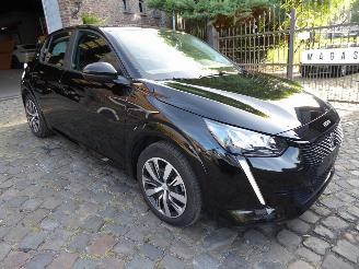 Peugeot 208 e- Active Pack picture 3