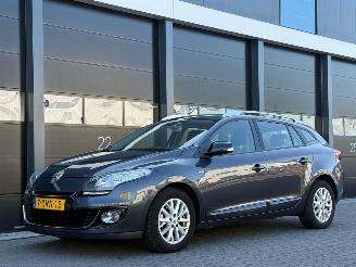 occasion passenger cars Renault Mégane 1.5 DCI Bose Navi Clima PDC 2013/7