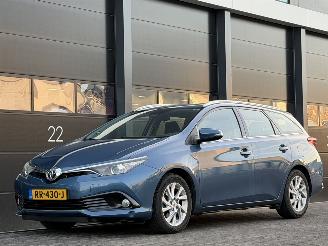 ocasión turismos Toyota Auris 1.6d Navi Camera Clima EURO-6 2016/8