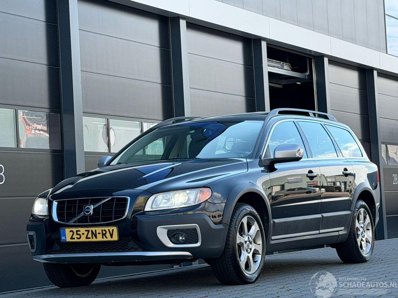 Volvo Xc-70 2.4 D5 Leer Navi Xenon