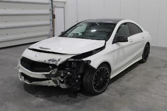 Uttjänta bilar auto Mercedes Cla-klasse CLA 200 2015/10