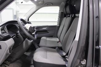 Volkswagen Transporter T6 picture 10