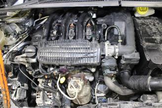 Citroën C-Crosser  picture 13