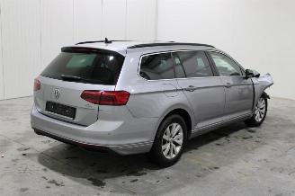 Volkswagen Passat  picture 3