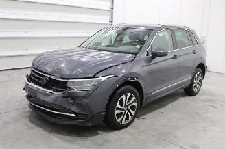 Unfallwagen Volkswagen Tiguan  2023/2