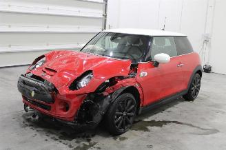 krockskadad bil auto Mini Cooper SE 2020/8