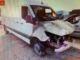 Sloopauto Mercedes Sprinter (907.6/910.6) Van 2018 314 CDI 2.1 D RWD Bestel  Diesel 2.143cc 105kW (143pk) RWD 2020/10