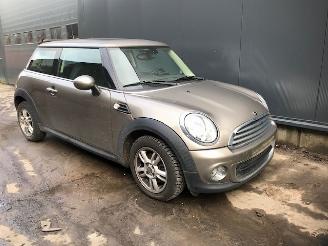 Mini One (R56) Hatchback 2006 / 2013 1.6 One D 16V Hatchback  Diesel 1.598cc 66kW (90pk) FWD picture 1