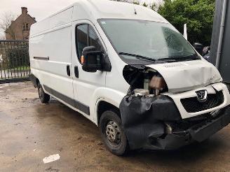 skadebil auto Peugeot Boxer  2014/1