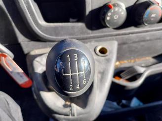 Renault Master Master III (EV/HV/UV/VA/VB/VD/VF/VG/VJ), Chassis-Cabine, 2010 2.3 dCi 145 16V FWD picture 10