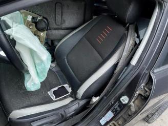 Kia Stonic Stonic (YB), SUV, 2017 1.0i T-GDi 12V picture 15