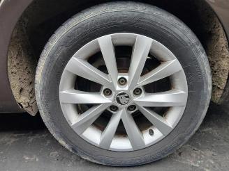 Skoda Octavia Octavia Combi (5EAC), Combi 5-drs, 2012 / 2020 1.6 TDI 16V picture 18