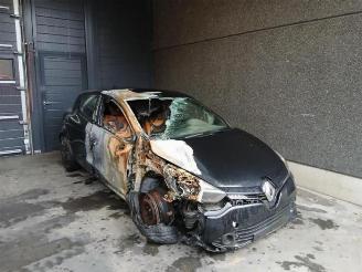 Vrakbiler auto Renault Clio Clio IV (5R), Hatchback 5-drs, 2012 / 2021 1.5 dCi 75 FAP 2014/3