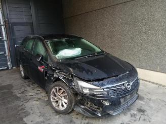 Vrakbiler auto Opel Astra Astra K Sports Tourer, Combi, 2015 / 2022 1.5 CDTi 122 12V 2021/12