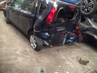 Nissan Note  picture 3