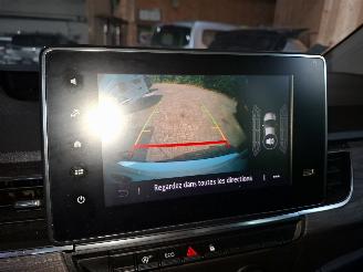 Renault Kangoo 1300 tce Luxe  5persoons 27000km rijdend incl btw NL kenteken picture 12