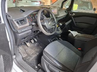 Renault Kangoo 1300 tce Luxe  5persoons 27000km rijdend incl btw NL kenteken picture 16