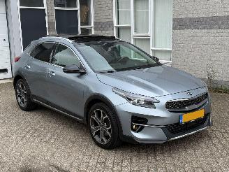 krockskadad bil auto Kia Xceed 1.4 T-GDI Automaat ExecutiveLine 2020/2