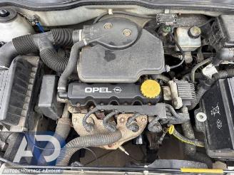 Opel Astra Astra G (F08/48), Hatchback, 1998 / 2009 1.6 picture 9