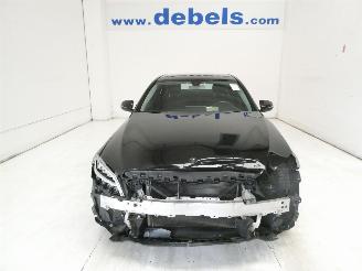 Damaged car Mercedes C-klasse 1.6 D 2019/9