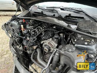 BMW 3-serie E90 320D sparkling-graphit metallic picture 14