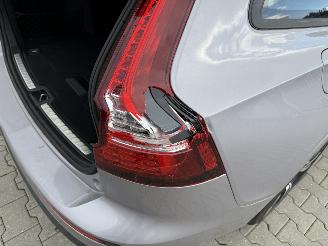 Volvo V-60 Volvo V60 B4 Kombi Core MildHybrid picture 17