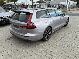 Volvo V-60 Volvo V60 B4 Kombi Core MildHybrid picture 4