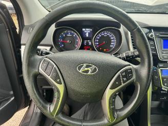 Hyundai I-30  picture 21