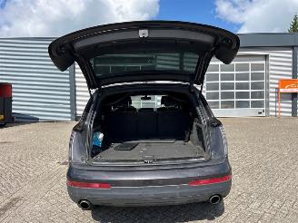 Audi Q7 4.2 picture 17